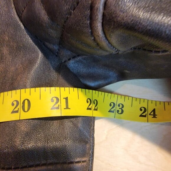 ASOS Design Oversized Biker Jacket - Real Leather with Stitch Detail - Picture 14 of 16